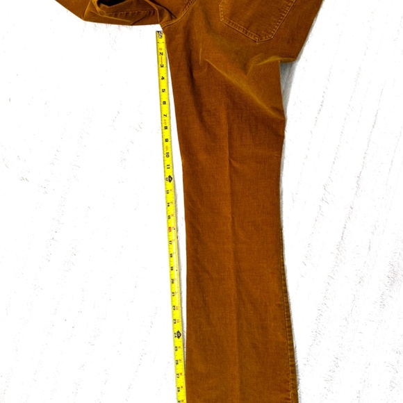 L.L. Bean Gold Mustard Cotton Corduroy Pants; Women's size 6 - Picture 7 of 11